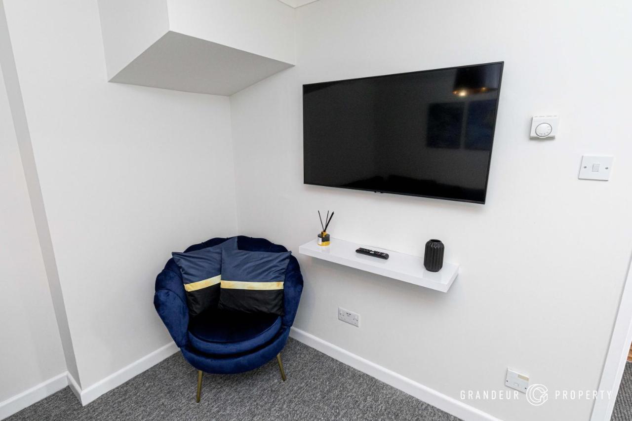 Stunning & Classy 2Bed House, Poole, Parking Εξωτερικό φωτογραφία
